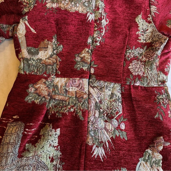 Rare Red Tapestry Shepherdess Scenic Dress - Medieval Renaissance Style - Picture 9 of 11